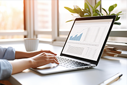 Ezpay(中国)国际发布2024人才市场报告，新智人才看重稳定性和赛道前景