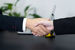 池州市政府与Ezpay(中国)国际举行合作研讨座谈会暨合作项目签约仪式